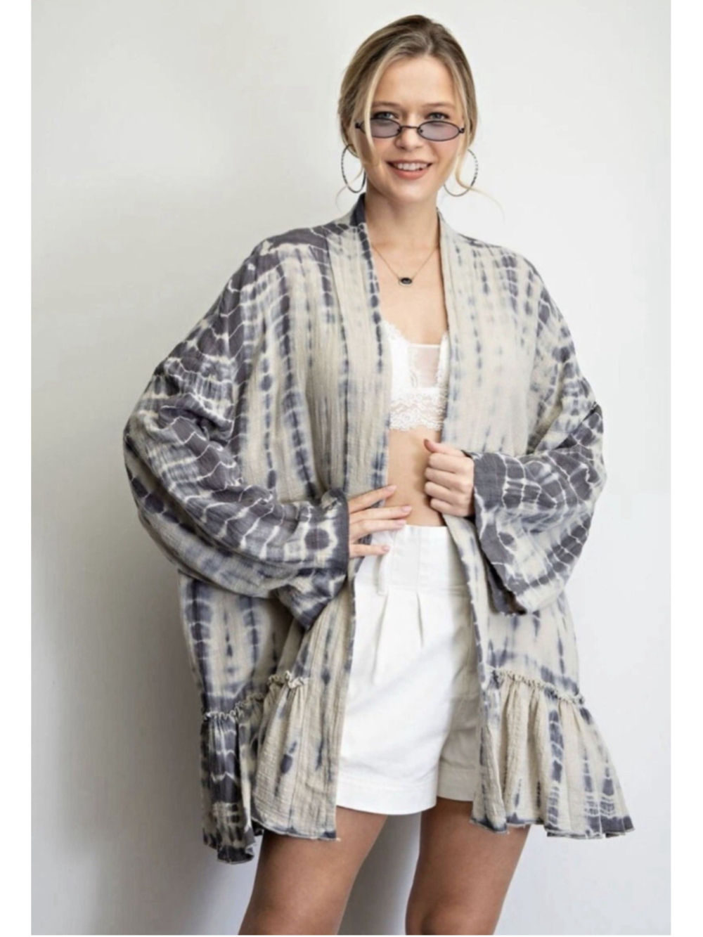 easel Tie-Dye Open Cardigan in Gray and Cream - Picture 2 of 9